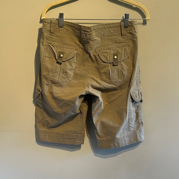 Kuhl Women's Tan Cargo Shorts - Picture 4 of 4